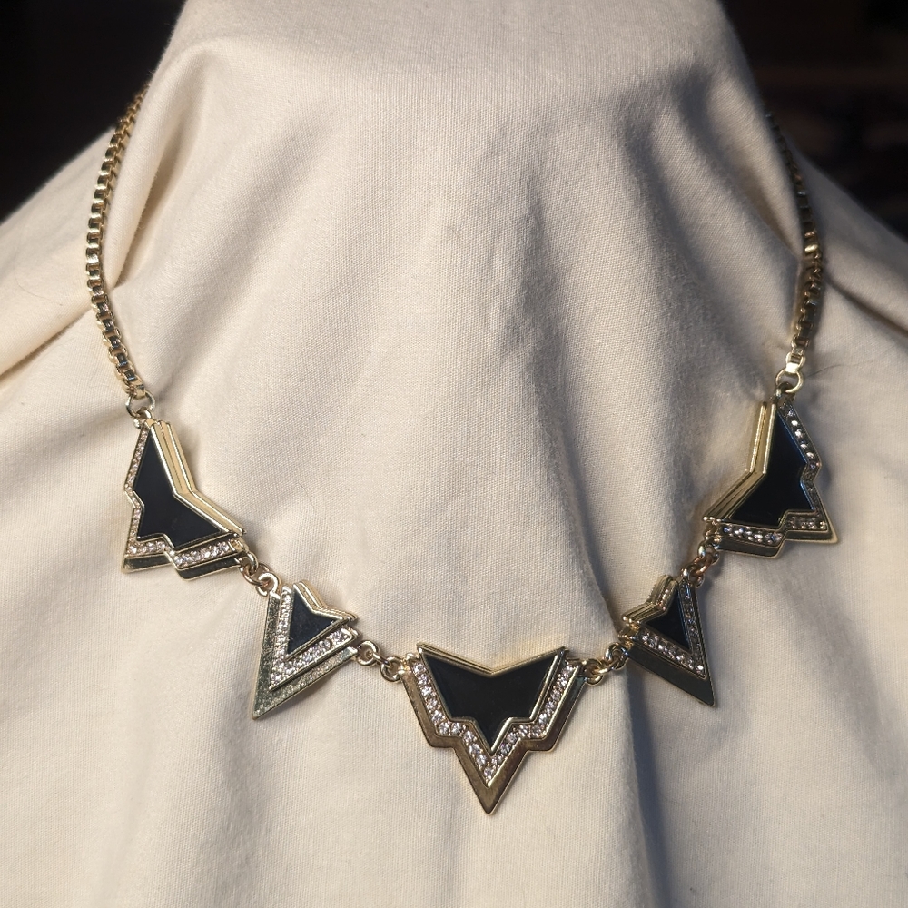 Bay To Baubles Valencia Enamel Geometric Necklace